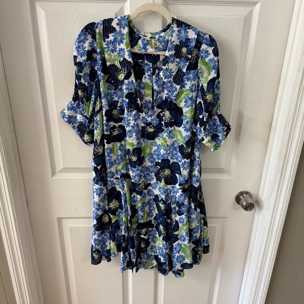 Free People Floral Mini Dress Blue Green Flowy V Neck Size LG Moon Chaser - Picture 10 of 13